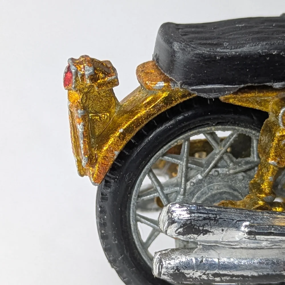 Vintage 1980 ZEE TOYS Gold HONDA 750 Motorcycle diecast - Picture 8 of 8